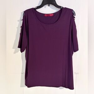 NWOT ! Scarlett Deep Purple Short Sleeve Top